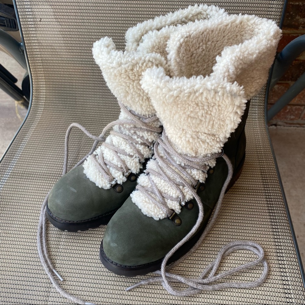 UGG Fraser Slate Shearling lined boots. NEW with original box.